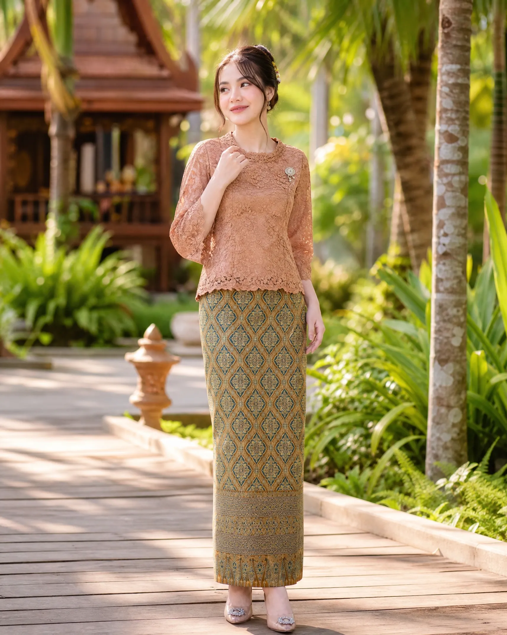 The Buppha Thai Silk Set (Classic Gold) - Image 6
