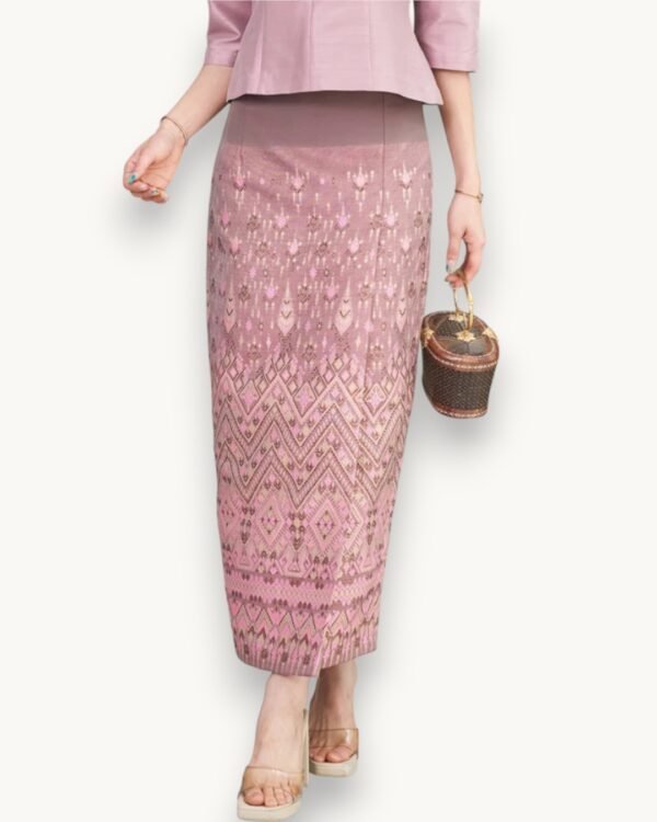The Pathumma Thai Silk Skirt (Blush Pink)