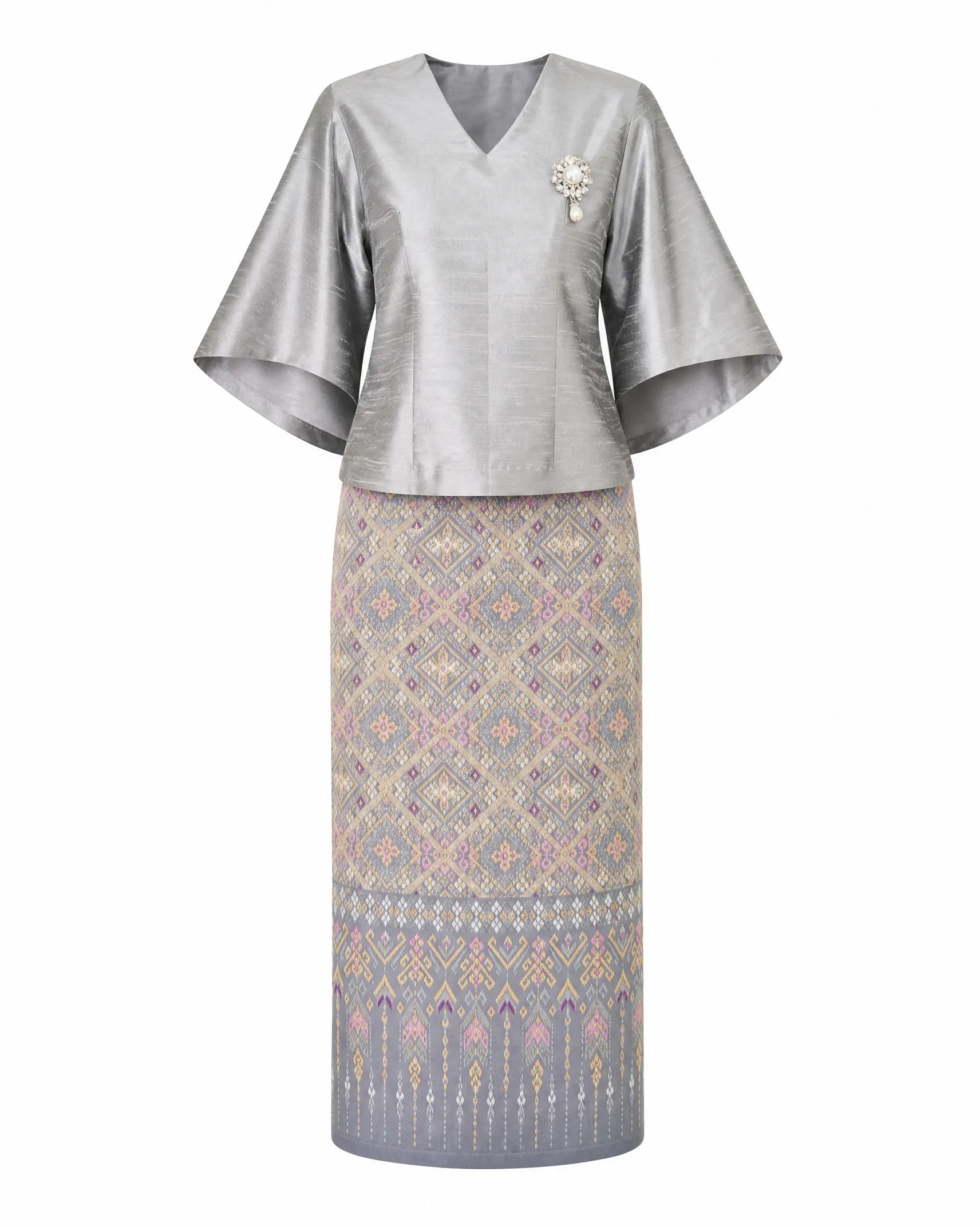 The Sirivann Silver Silk Ensemble - Image 7