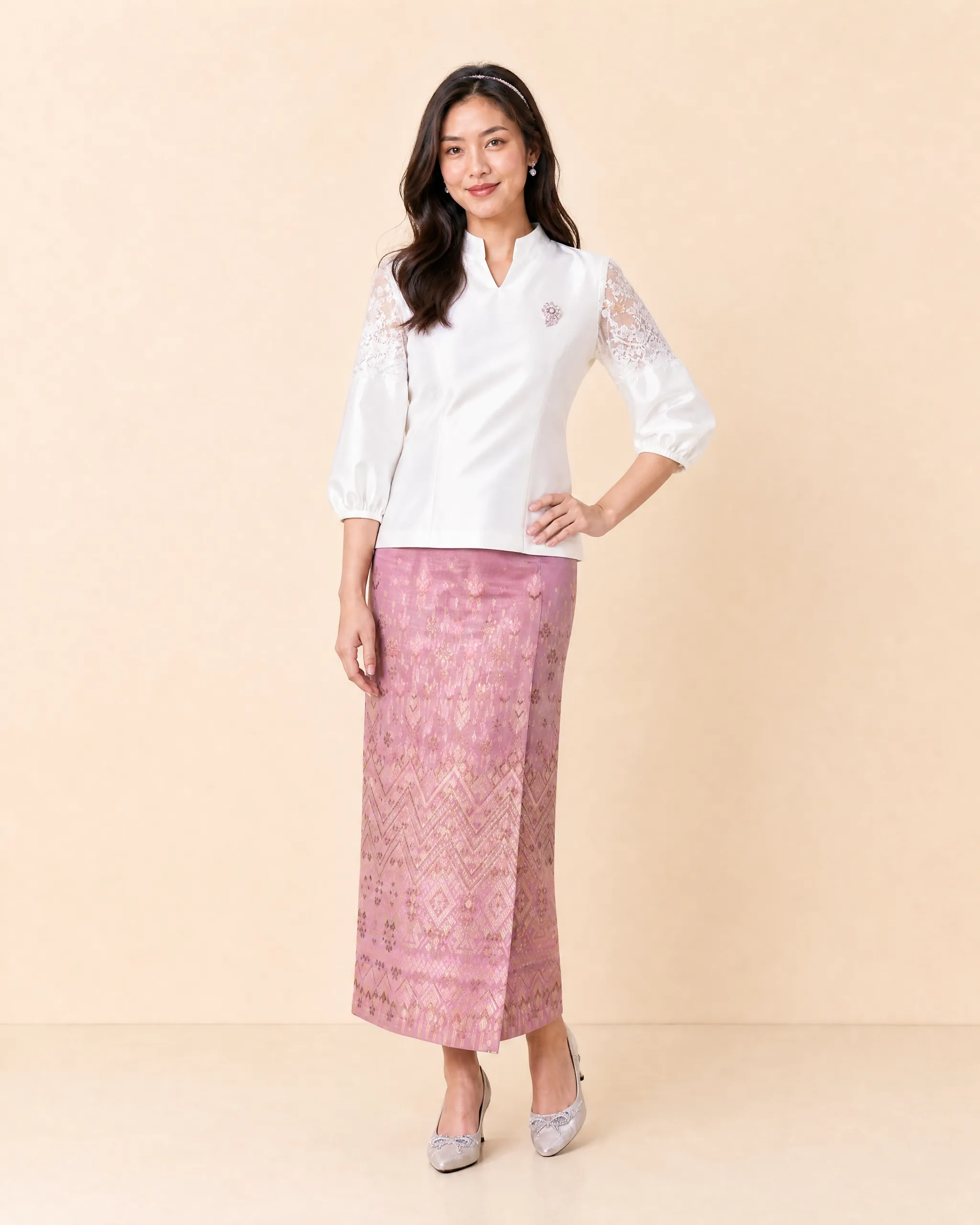 The Thipawan Thai Silk Set (Ivory Lace & Rose)