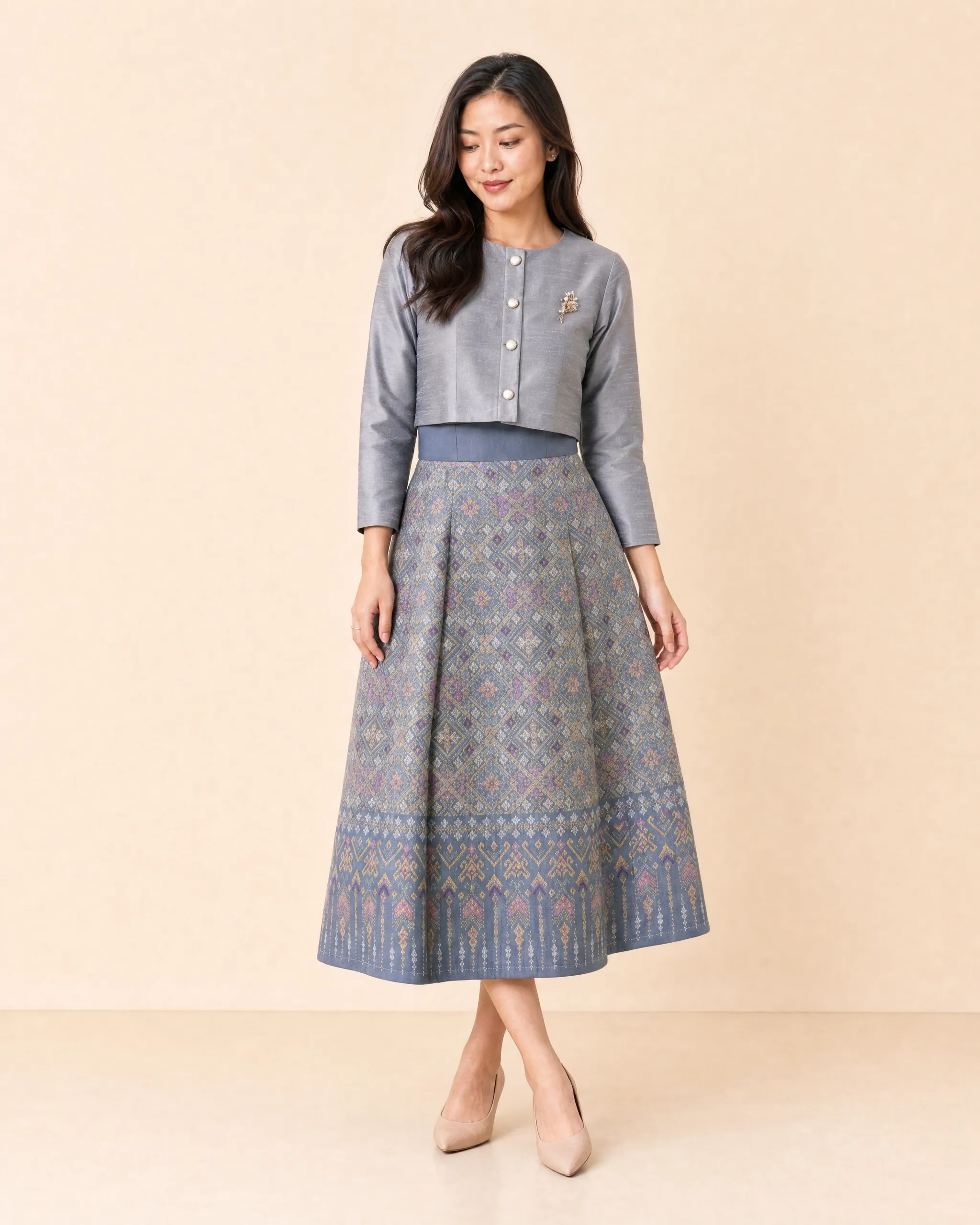 The Phailin Thai Silk Cropped Jacket & Brocade Skirt Set (Silver Grey) - Image 3