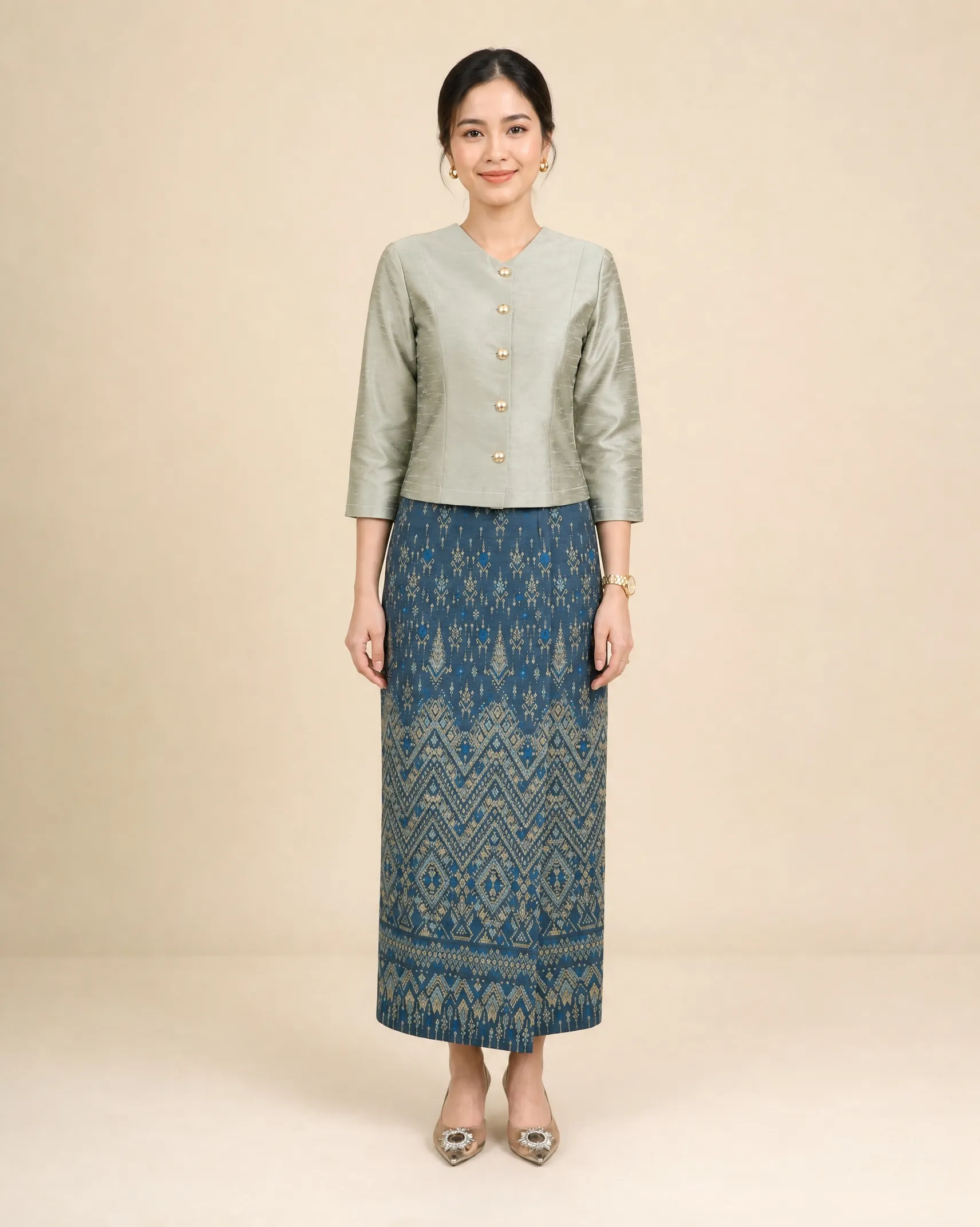 The Duangjai Thai Silk Ruean Ton Set - Image 4