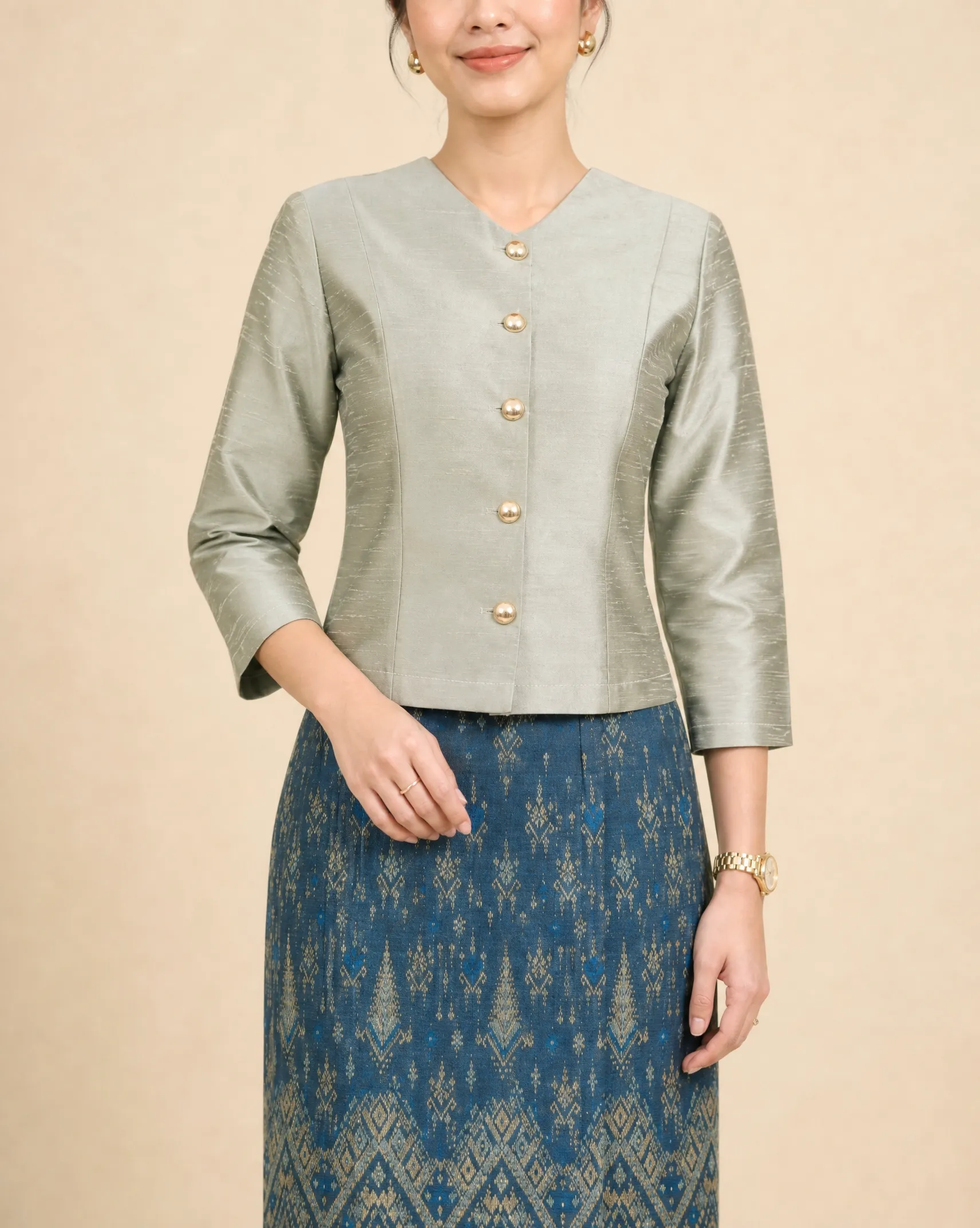 The Duangjai Thai Silk Ruean Ton Set - Image 3