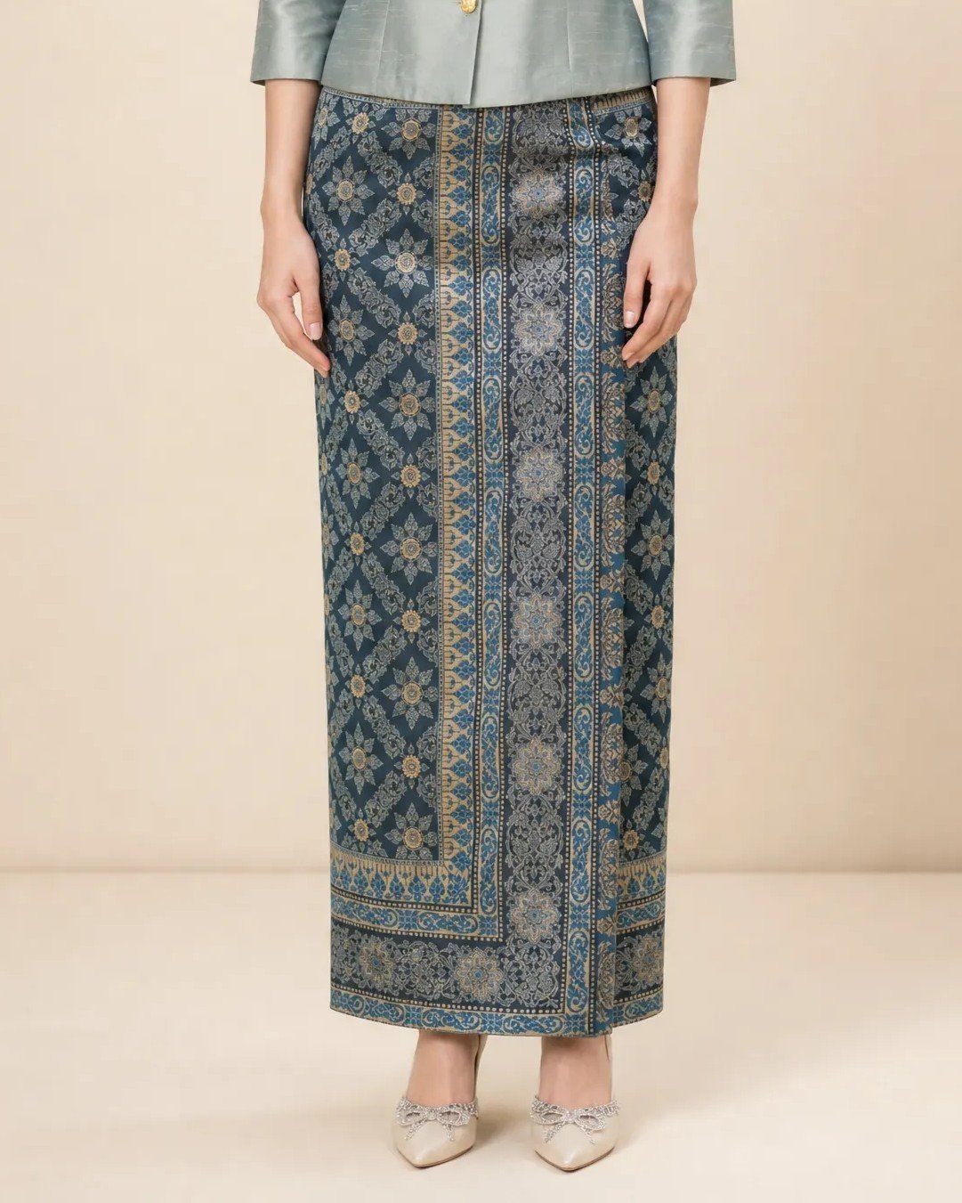 The Kamonchanok Lai Thai Brocade Pha Sin (Teal)