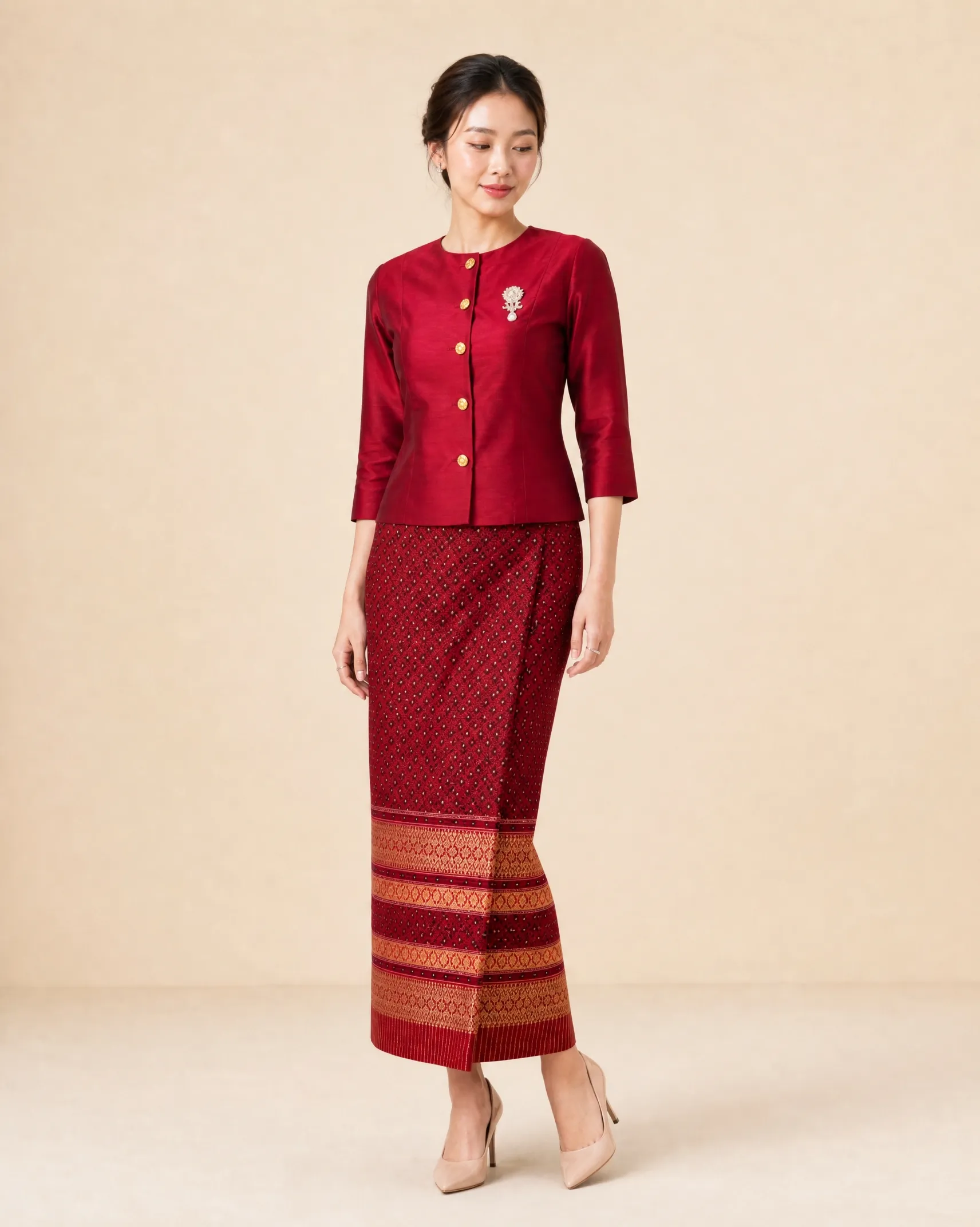 The Saowalak Thai Silk Set (Ruby) - Image 2