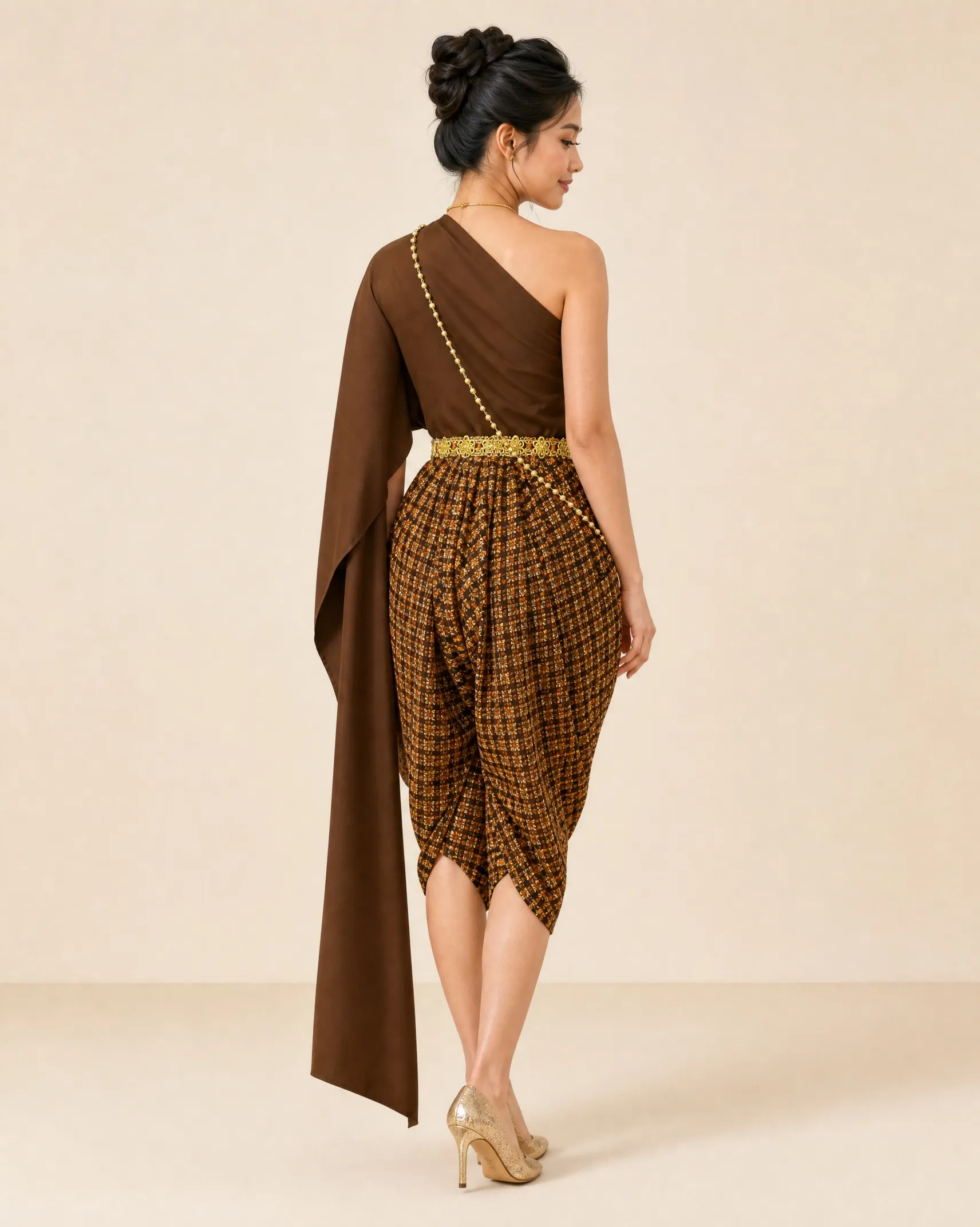 The Sirintra Thai Chong Kraben & Sabai Set (Aimjit) - Image 2