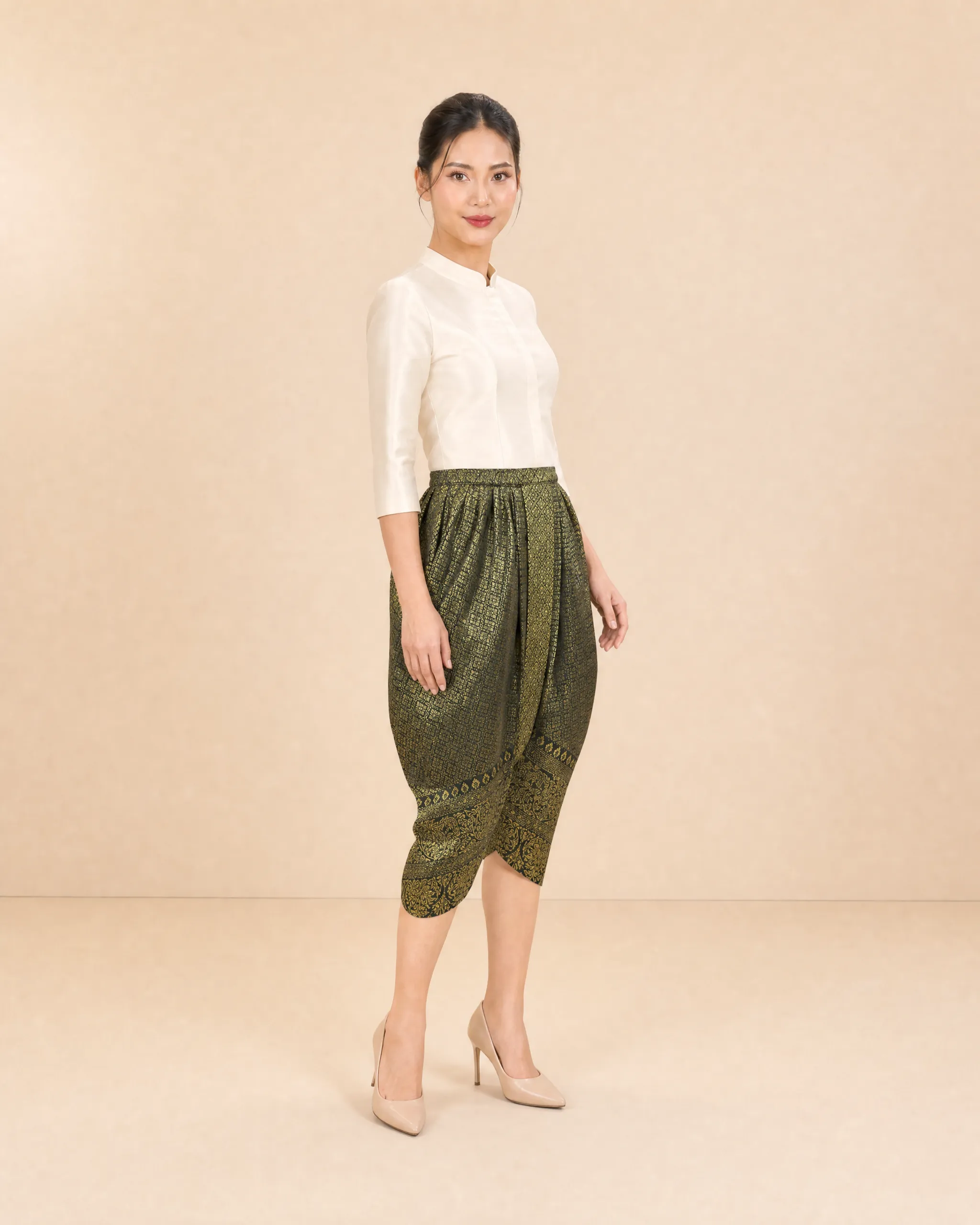 The Kulap Thai Chong Kraben — Phrae Wa Silk