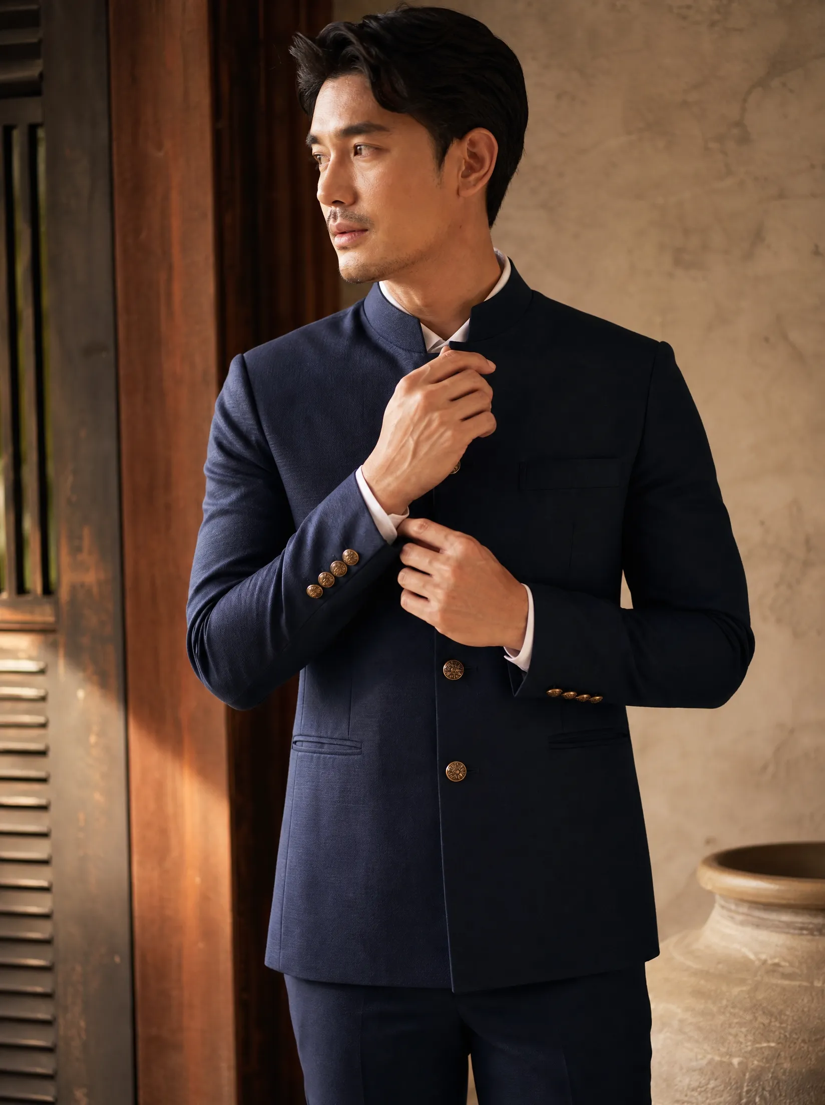 Men's Thai traditional clothing