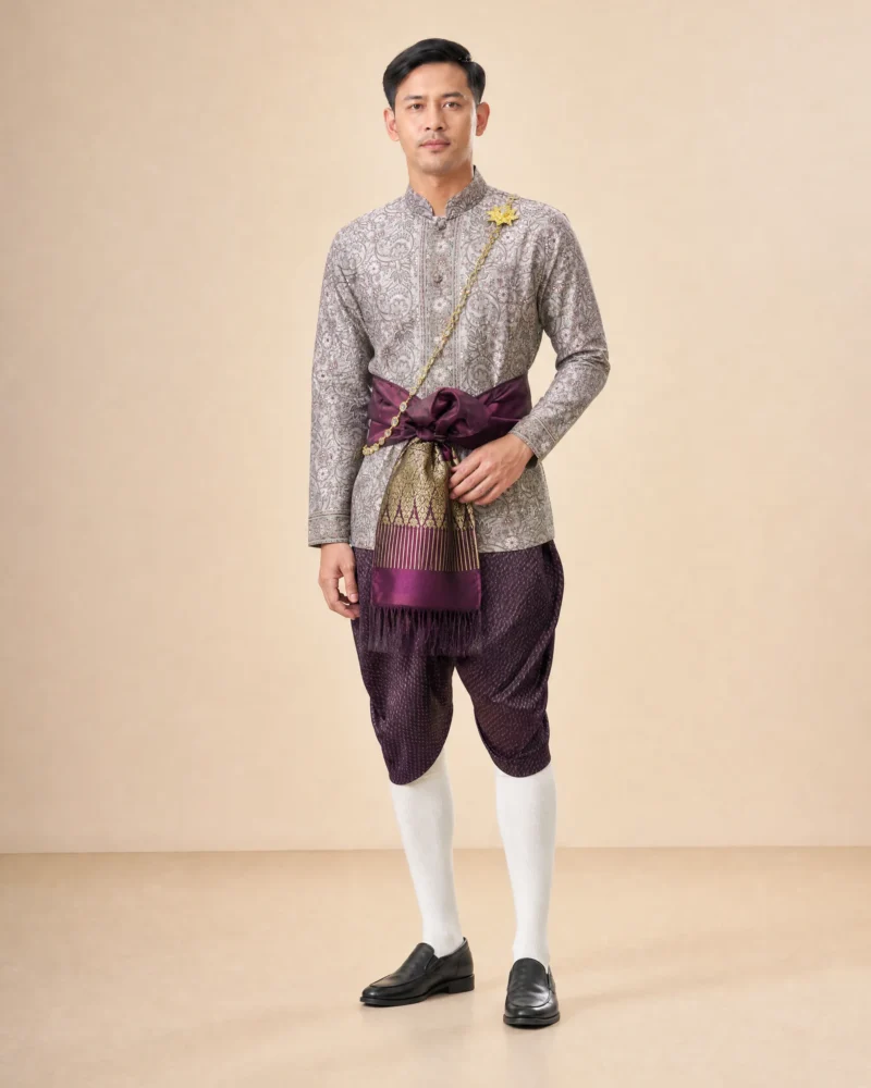 The Muen Paisley Chut Thai (Men's Set)