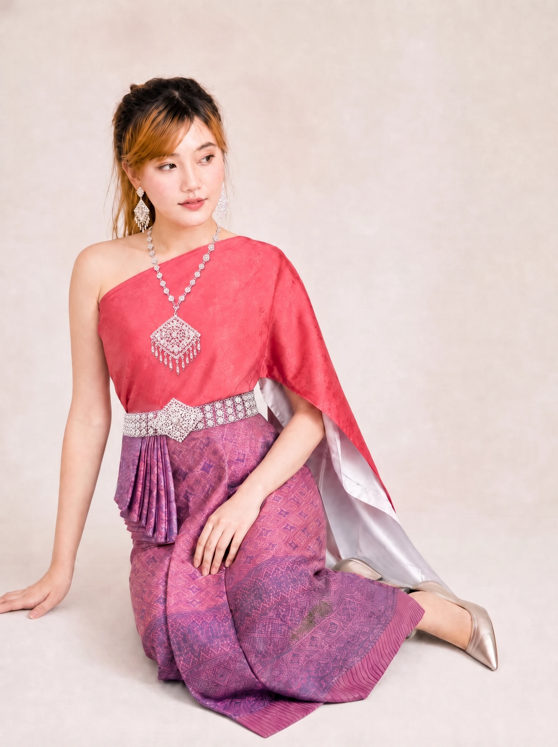 The Araya Silver Thai Bridal Jewellery Set - Image 2