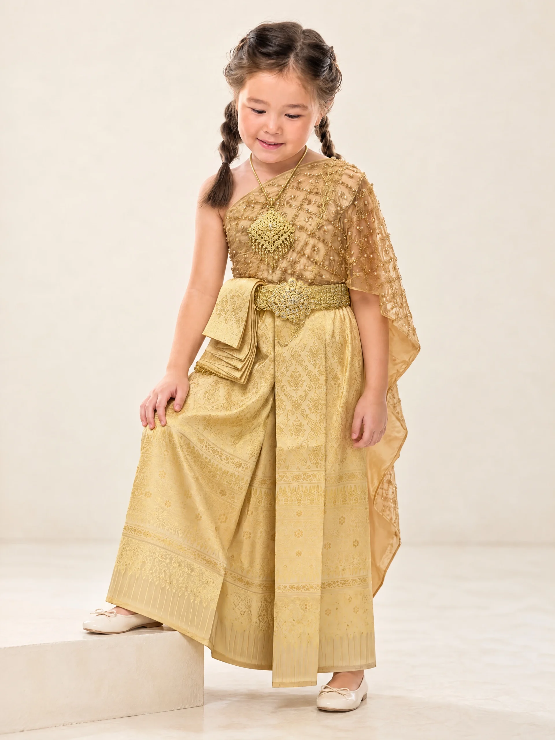 Kamonwan Girls' Pearl Sabai & Pha Thung Thai Set - Image 2
