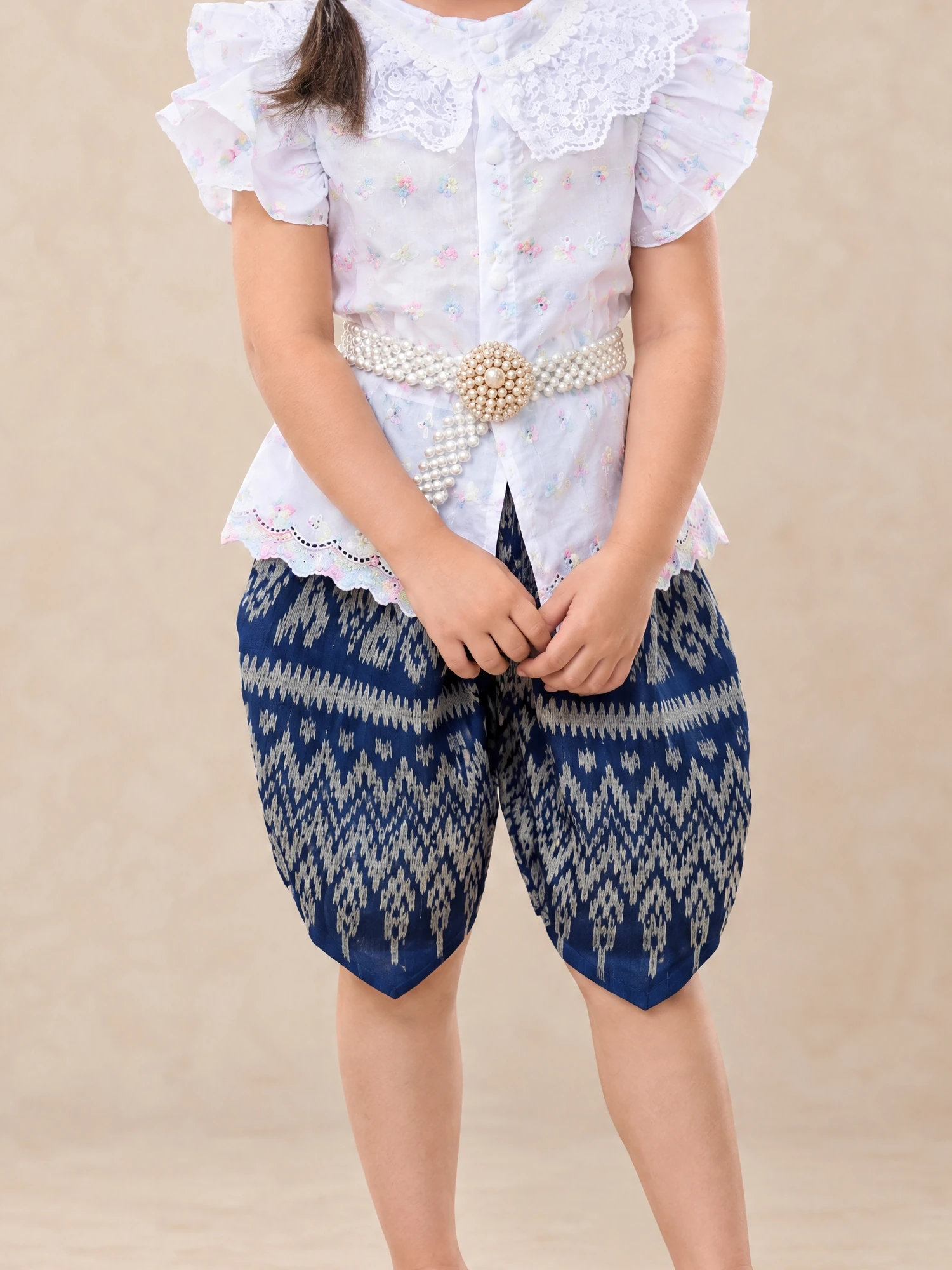 Chalita White detail