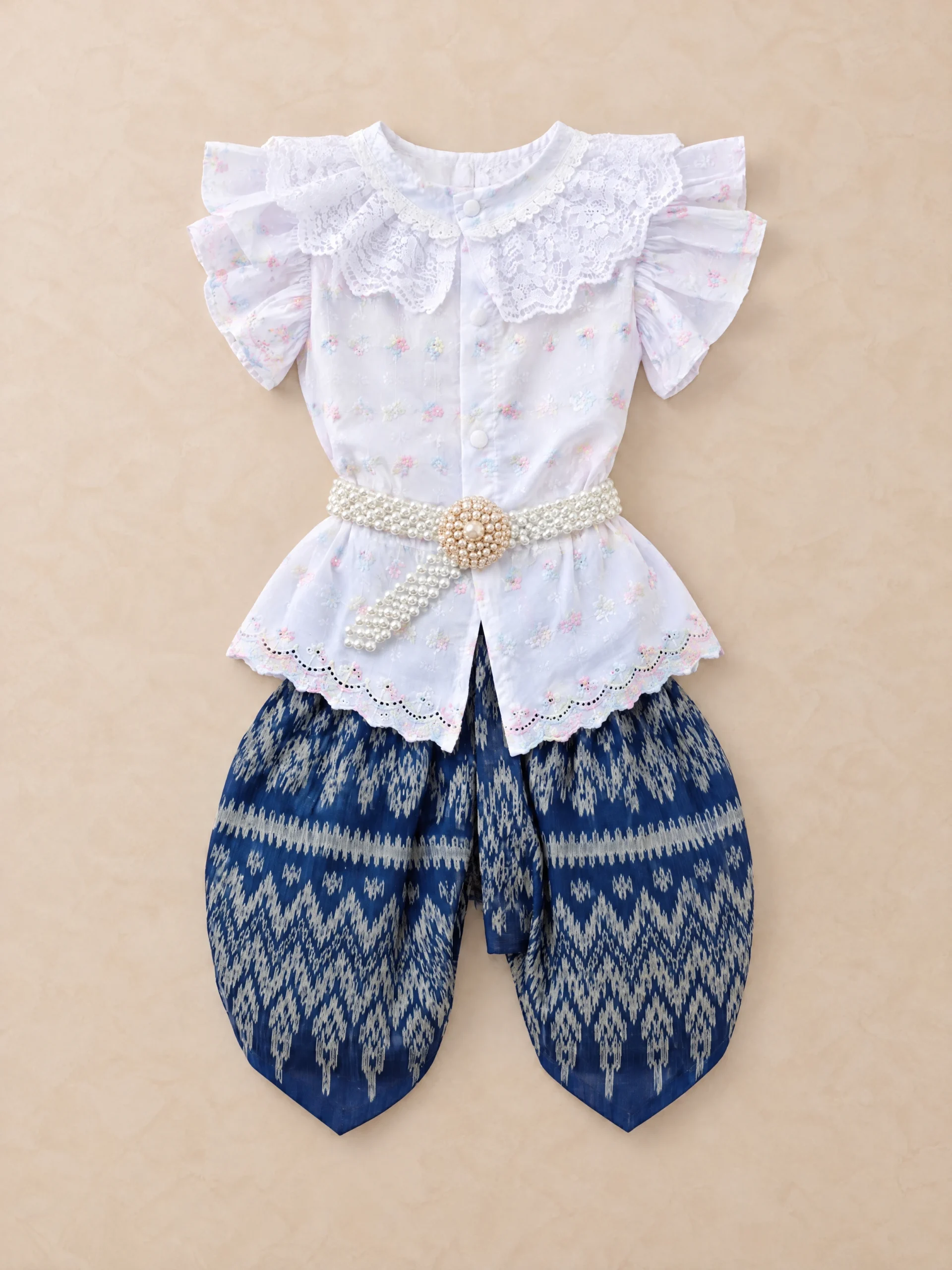 Chalita White flat-lay