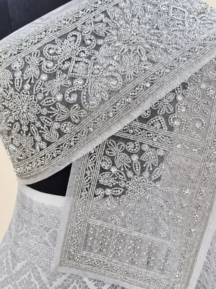 Chansuda beaded floral Thai sabai in white silver, detail view