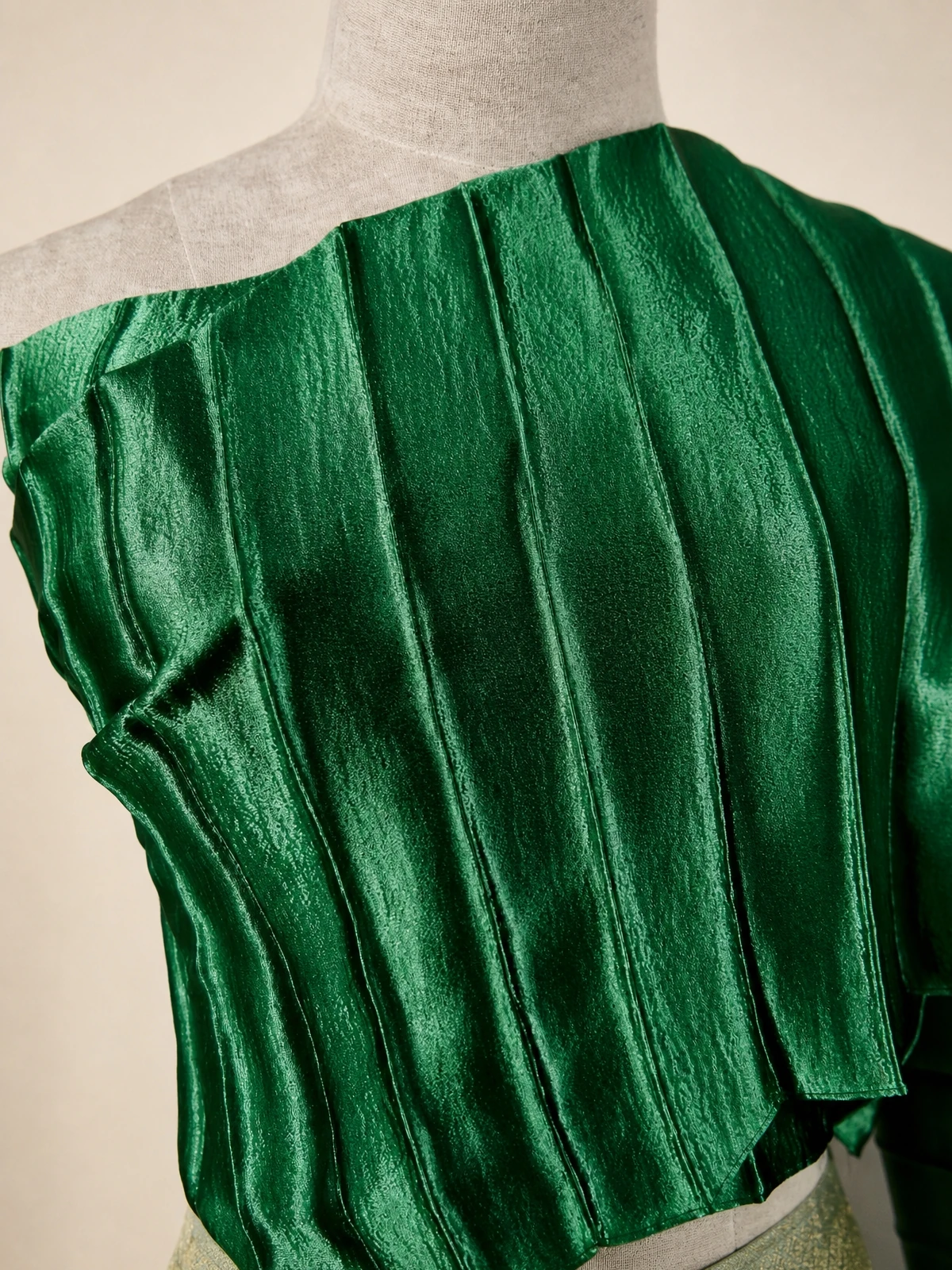Emerald pleated Thai sabai, draped view