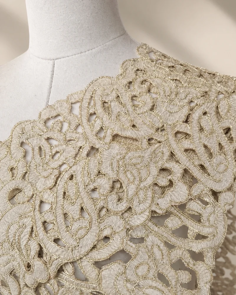 Pimchan gold openwork Thai sabai, embroidery detail view