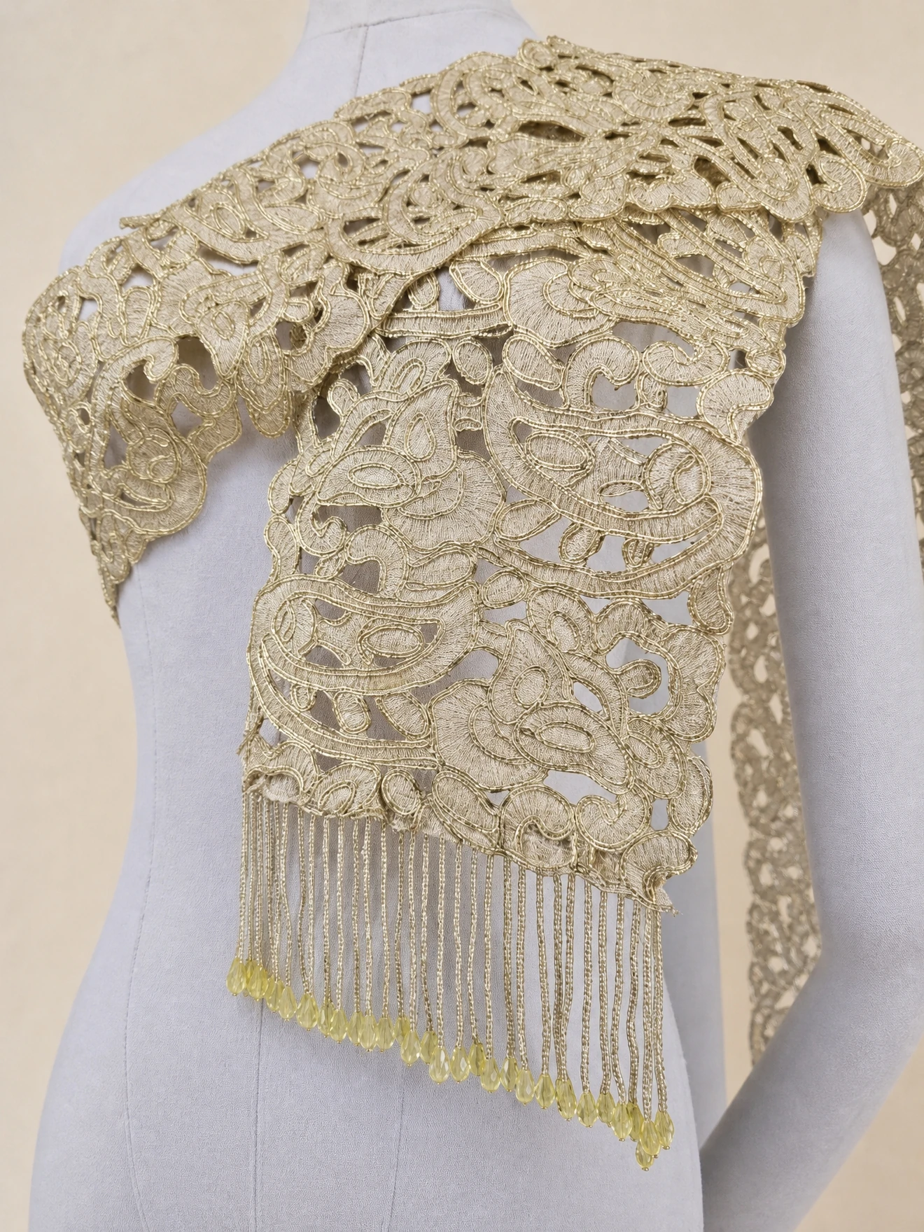 Pimchan gold openwork Thai sabai, tassels view