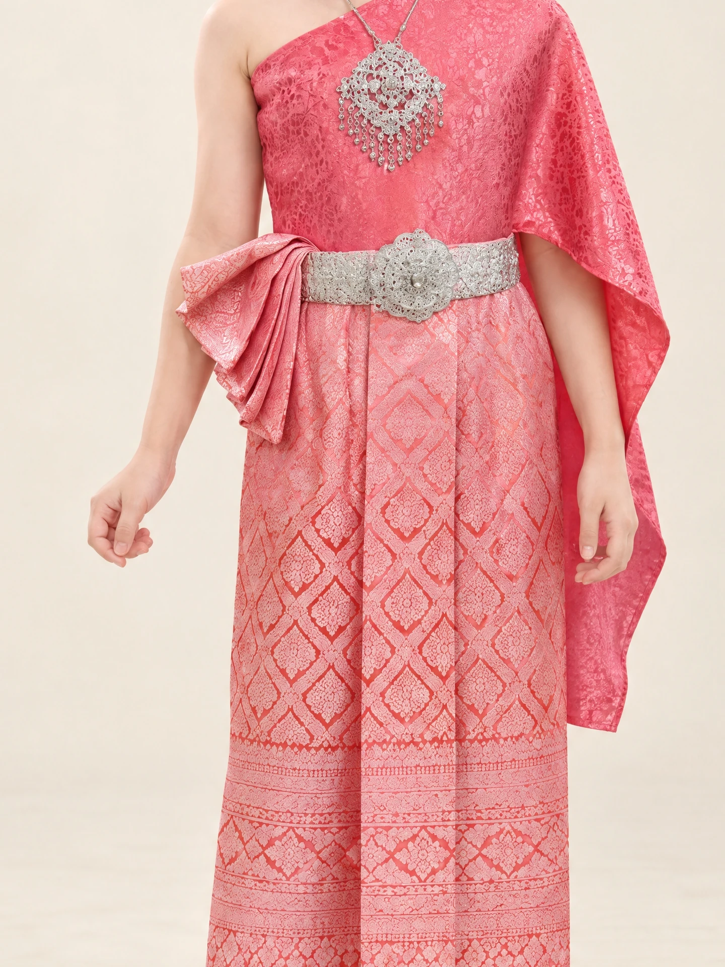 Malisa Girls' Jacquard Sabai & Shaded Pha Thung Set - Image 3
