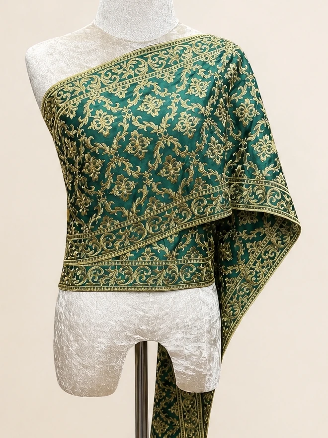 Lalinthip floral embroidered Thai sabai in green, detail view