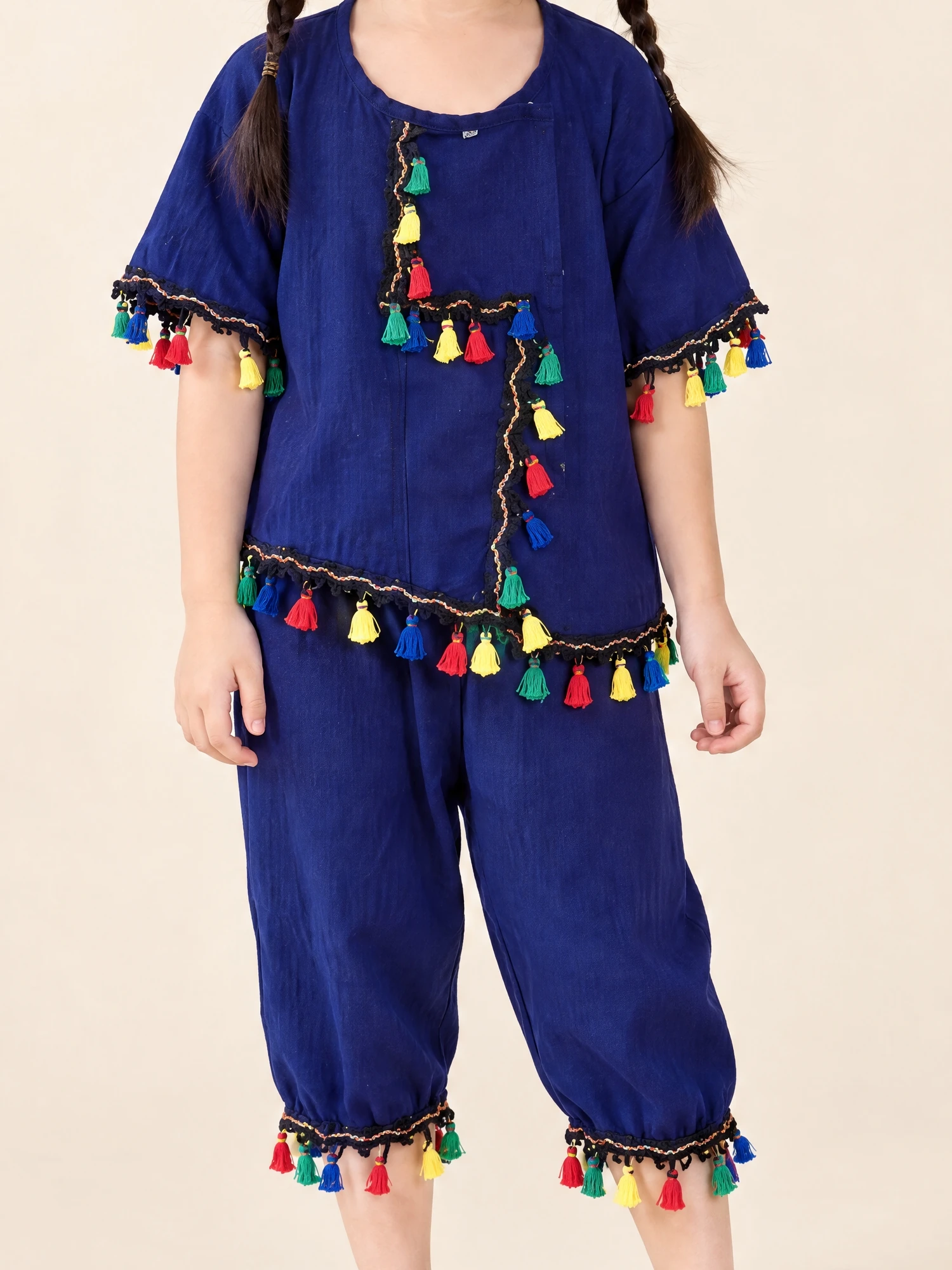 Maliwan Girls' Tassel Top & Cropped Trousers Set - Image 3
