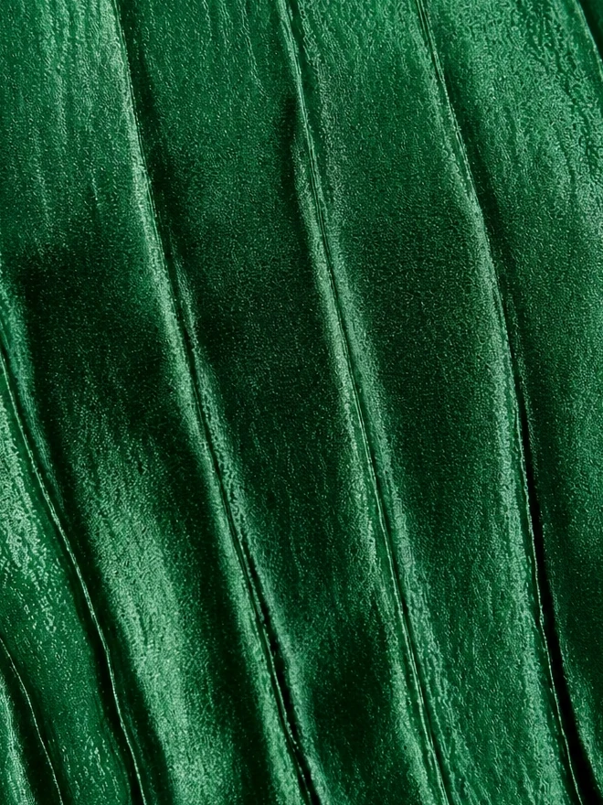 Emerald pleat detail of the Ratchanee Thai sabai