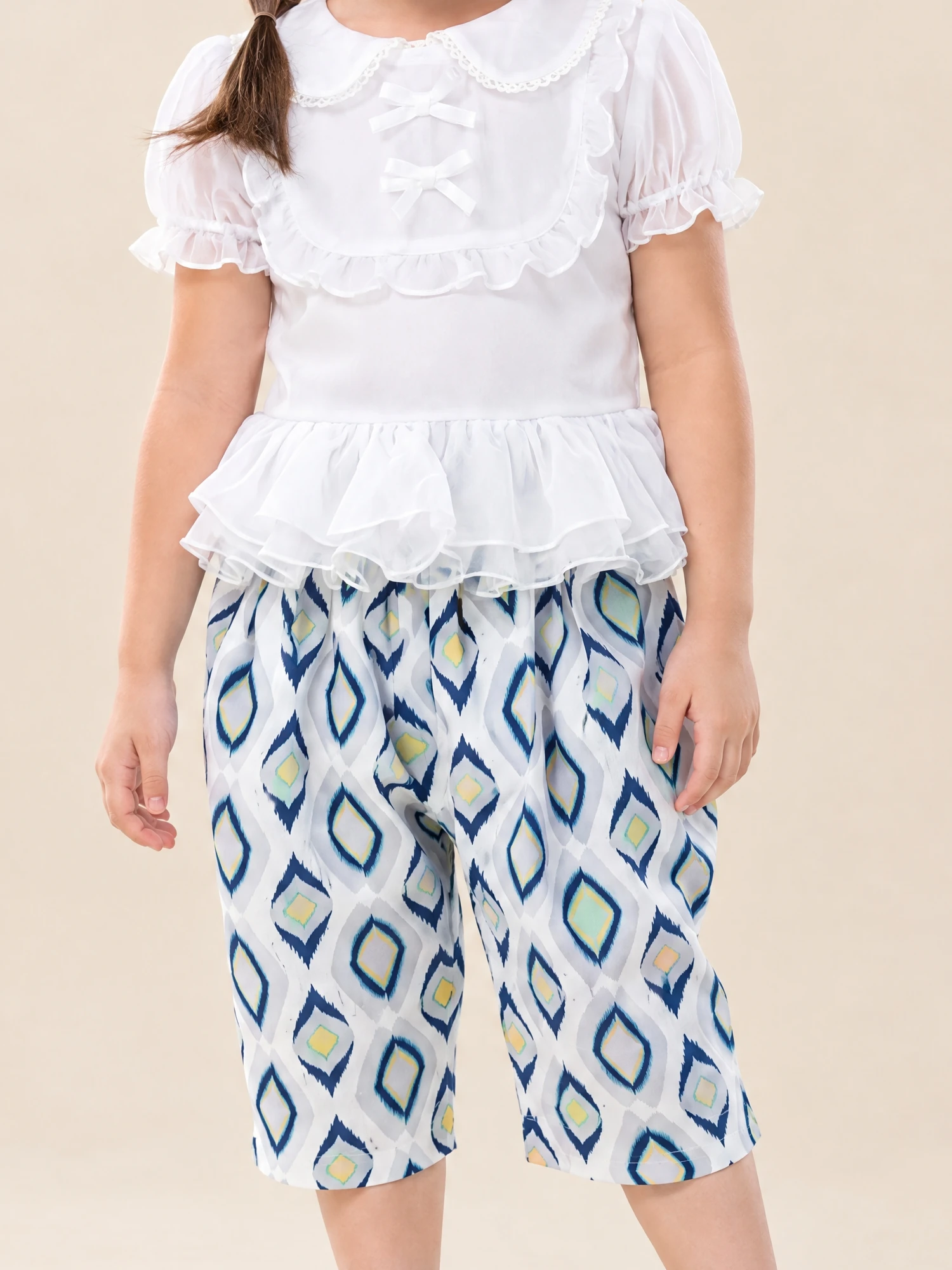Sirinapa Girls' Thai Blouse & Chong Kraben Set - Image 3